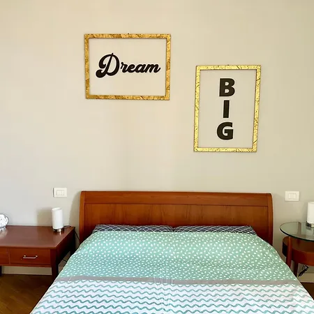 Casa Gregis - Museums Area - 10 Min Walk To Upper Town Апартаменты *